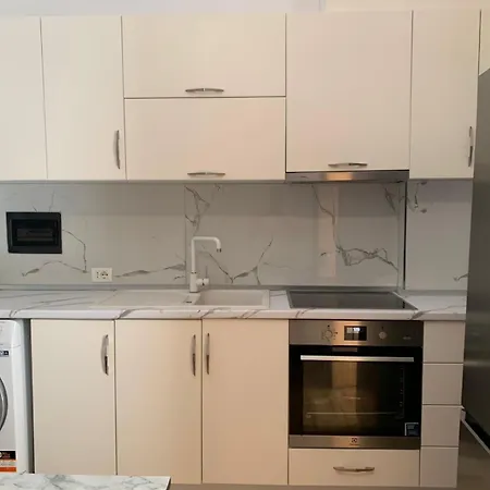 Lungo Mare Te Carburanti Castrati Apartment