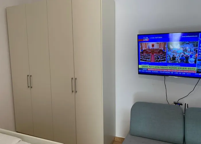 Lungo Mare Te Carburanti Castrati 아파트